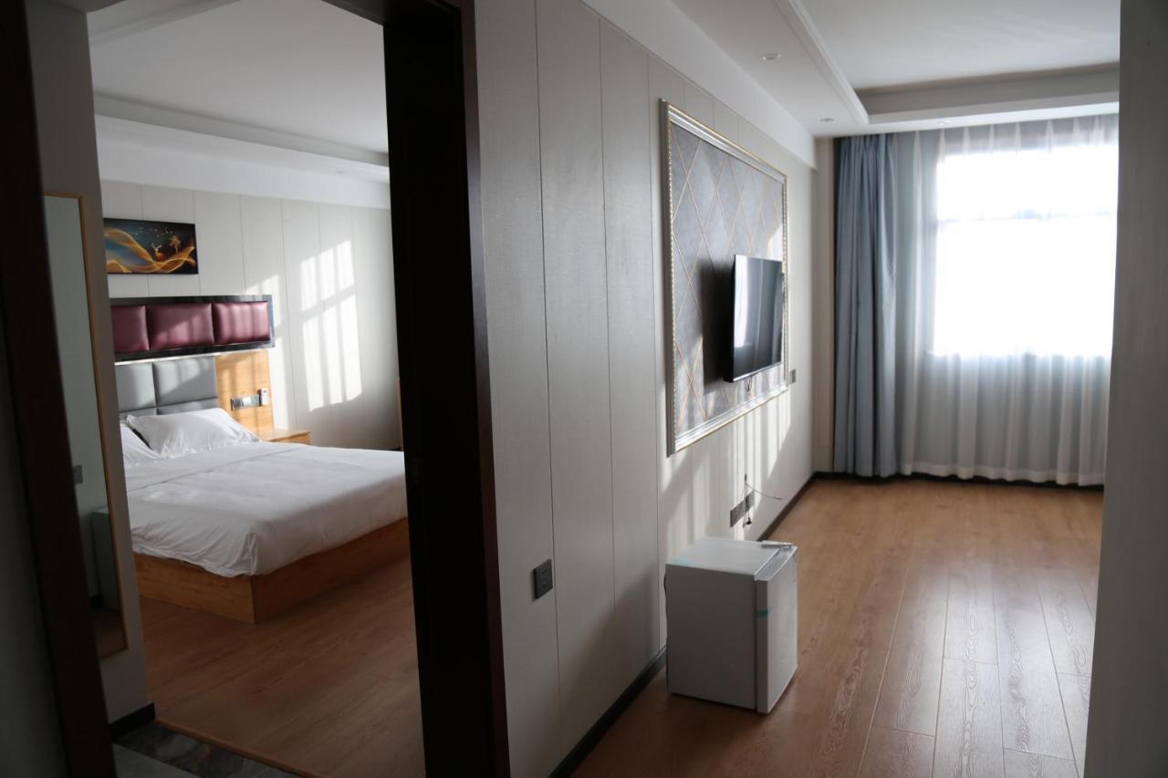 Hotel Anhui ロメ エクステリア 写真
